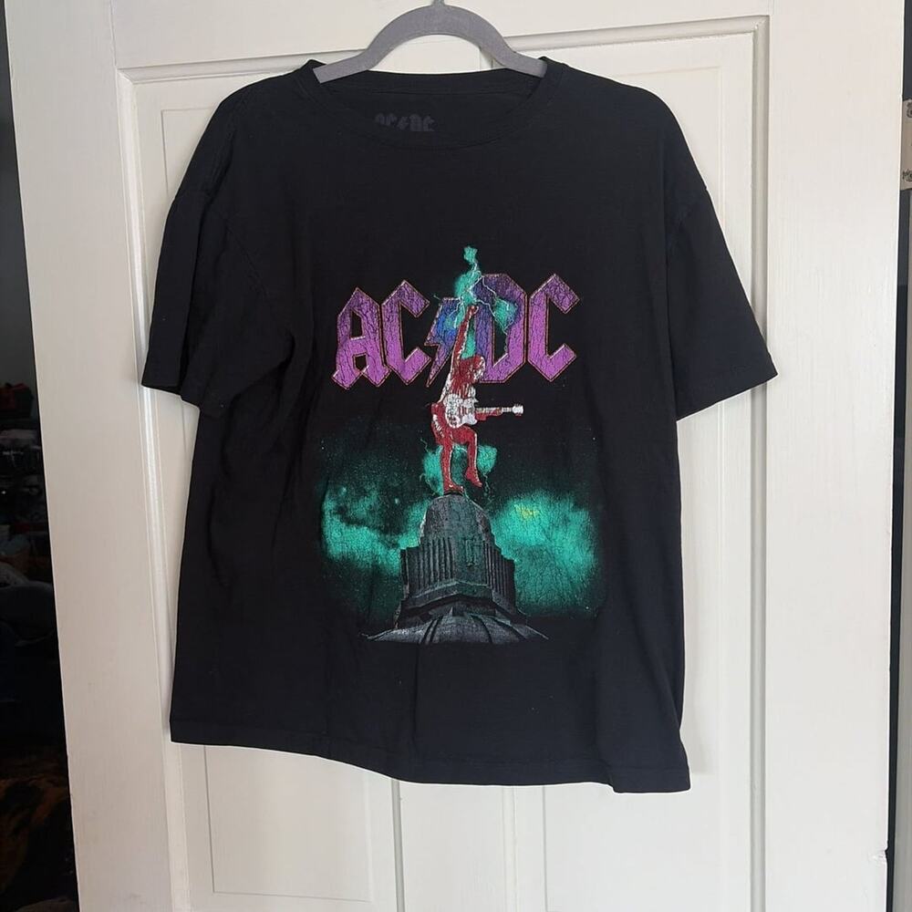 AC/DC Blow Up Your Video World